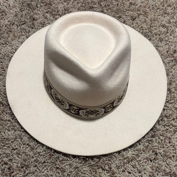 Lack of Color Beverly hat - Picture 2 of 9